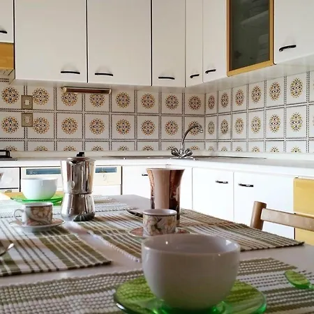 Gemuetliches In Montepagano Mit Kleiner Terrasse Und Meerblick Апартаменты *