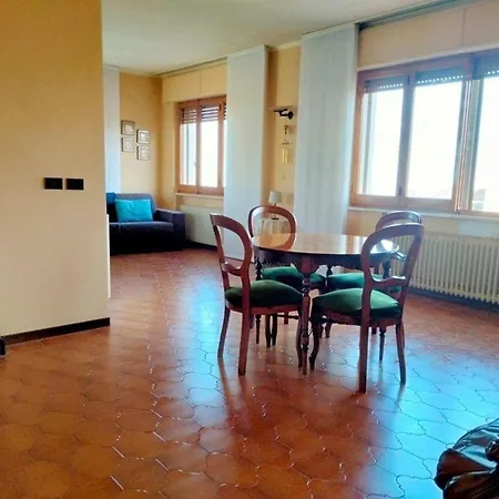 Gemuetliches In Montepagano Mit Kleiner Terrasse Und Meerblick דירה