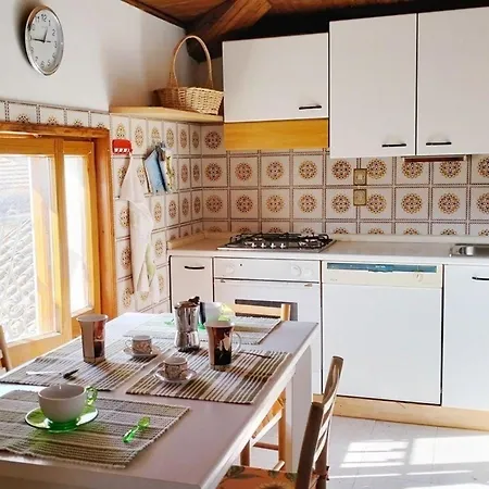 Gemuetliches In Montepagano Mit Kleiner Terrasse Und Meerblick Apartmán